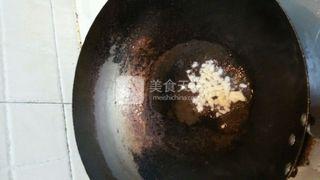 <a href=/shicai/rouqin/LaRou/index.html target=_blank><u>腊肉</u></a>炒<a href=/shicai/shucai/LuSun/index.html target=_blank><u>芦笋</u></a>