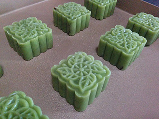 抹茶豆沙<a href=/shicai/guopin/Tao/index.html target=_blank><u>桃</u></a>山月饼