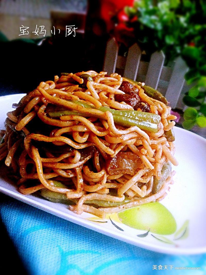 <a href=/shicai/shucai/DouJiao/index.html target=_blank><u>豆角</u></a>焖面