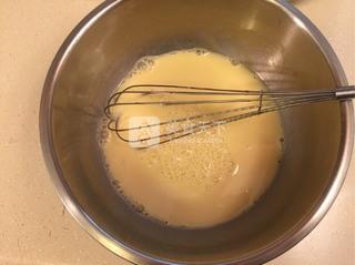 <a href=/shicai/guopin/LanMei/index.html target=_blank><u>蓝莓</u></a>奶香蛋糕