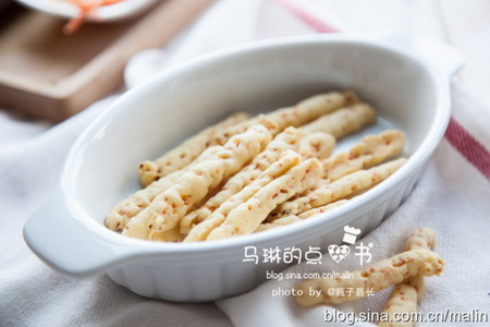 (图)<a href=/shicai/shucai/HuLuoBo/index.html target=_blank><u>胡<a href=/shicai/shucai/LuoBo/index.html target=_blank><u>萝卜</u></a></u></a>饼干