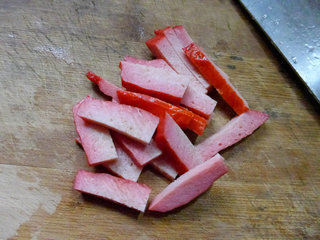 红<a href=/shicai/rouqin/PeiGen/index.html target=_blank><u>培根</u></a>炒菜芯