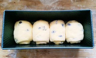 <a href=/shicai/guopin/ManYueMei/index.html target=_blank><u>蔓越莓</u></a>土司