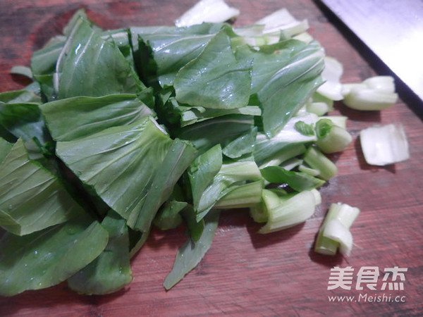 咖喱菜芯波纹面的做法