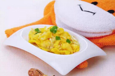 麻油姜末炒<a href=/shicai/rouqin/JiDan/index.html target=_blank><u>鸡蛋</u></a>