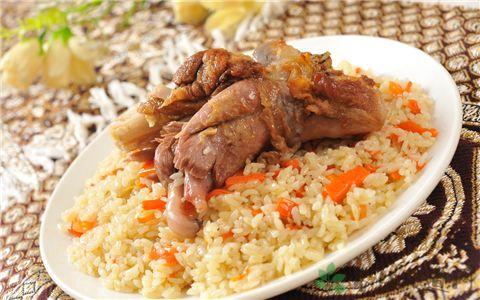 手抓饭是哪个地方的菜