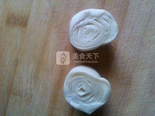 <a href=/shicai/shucai/ZiShu/index.html target=_blank><u>紫薯</u></a>酥饼