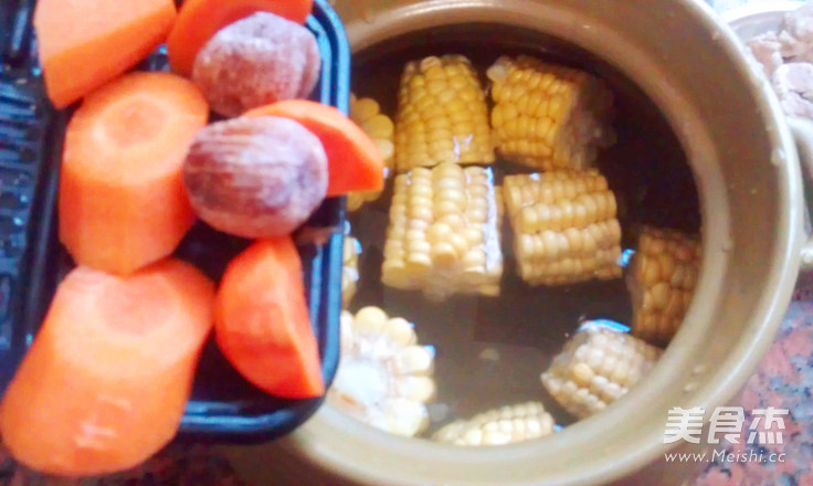 粟米大薯骨头汤的做法