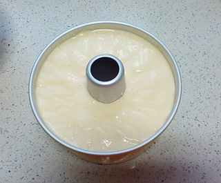 六寸中空海绵蛋糕