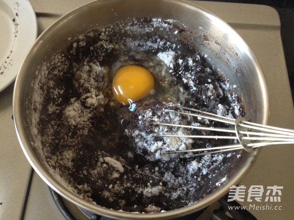 奥利奥<a href=/shicai/mimian/YouTiao/index.html target=_blank><u>油条</u></a>的做法