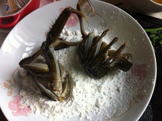 六月黄<a href=/shicai/shuichanpin/PangXie/index.html target=_blank><u>螃蟹</u></a>