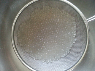 <a href=/shicai/mimian/SuanNai/index.html target=_blank><u>酸奶</u></a><a href=/shicai/guopin/MangGuo/index.html target=_blank><u>芒果</u></a><a href=/shicai/mimian/XiMi/index.html target=_blank><u>西米</u></a>露