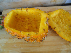 <a href=/shicai/guopin/BoLuo/index.html target=_blank><u>菠萝</u></a>糯<a href=/shicai/mimian/MiFan/index.html target=_blank><u>米饭</u></a>