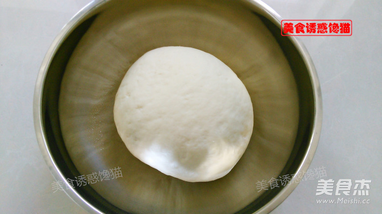 宝葫芦肉包的做法