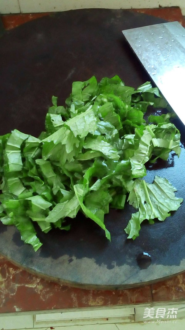 <a href=/shicai/shucai/QingCai/index.html target=_blank><u>青菜</u></a>水饺的做法