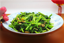 <a href=/shicai/shucai/TongHao/index.html target=_blank><u>茼蒿</u></a>炒肉怎么做好吃又简单