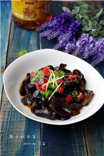 爽口秋<a href=/shicai/shucai/MuEr/index.html target=_blank><u>木耳</u></a>