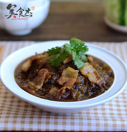 <a href=/shicai/shucai/KuGua/index.html target=_blank><u>苦瓜</u></a>香焖<a href=/shicai/rouqin/WuHuaRou/index.html target=_blank><u>五花肉</u></a>RG.jpg