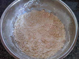 <a href=/shicai/mimian/DouZha/index.html target=_blank><u>豆渣</u></a>发面小酥饼