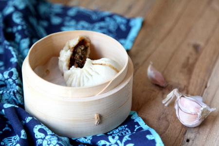 <a href=/shicai/shucai/XiangGu/index.html target=_blank><u>香菇</u></a><a href=/shicai/shucai/YouCai/index.html target=_blank><u>油菜</u></a>酱肉包