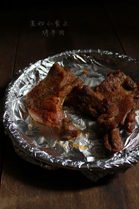 烤<a href=/shicai/rouqin/YangRou/index.html target=_blank><u>羊肉</u></a>