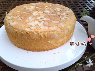 <a href=/shicai/guopin/XingRen/index.html target=_blank><u><a href=/shicai/guopin/Xing/index.html target=_blank><u>杏</u></a>仁</u></a><a href=/shicai/diaoweipin/FengMi/index.html target=_blank><u>蜂蜜</u></a><a href=zt/qifengdg target=_blank><u>戚风蛋糕</u></a>