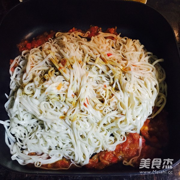 茄酱面的做法
