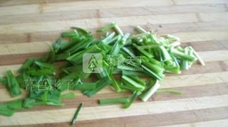 <a href=/shicai/shucai/JiuCai/index.html target=_blank><u>韭菜</u></a>炒干<a href=/shicai/mimian/DouFu/index.html target=_blank><u>豆腐</u></a>