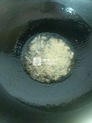 <a href=/shicai/shucai/YangCong/index.html target=_blank><u>洋葱</u></a>炒肉