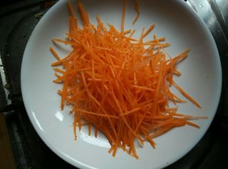 <a href=/shicai/shucai/LuoBo/index.html target=_blank><u>萝卜</u></a>创意摆盘