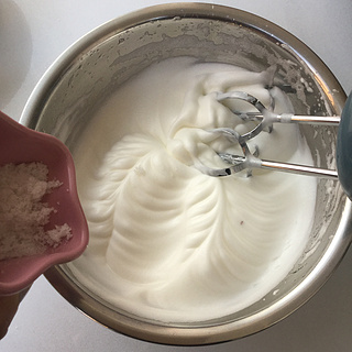 六寸红<a href=/shicai/guopin/Zao/index.html target=_blank><u>枣</u></a><a href=zt/qifengdg target=_blank><u>戚风蛋糕</u></a>