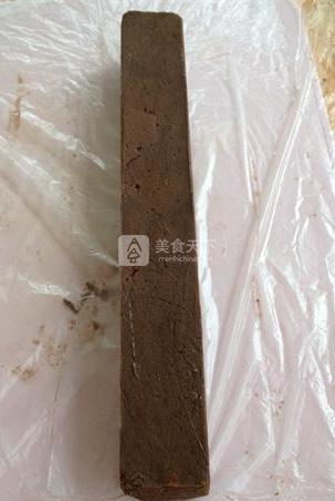 <a href=/shicai/mimian/QiaoKeLi/index.html target=_blank><u>巧克力</u></a>夹心饼干