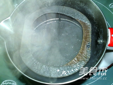 养胃<a href=/shicai/yaoshi/FuLing/index.html target=_blank><u>茯苓</u></a><a href=/shicai/guopin/HeiZhiMa/index.html target=_blank><u>黑<a href=/shicai/guopin/ZhiMa/index.html target=_blank><u>芝麻</u></a></u></a><a href=/shicai/shucai/ShanYao/index.html target=_blank><u>山药</u></a>糊的做法