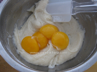 中空<a href=zt/qifengdg target=_blank><u>戚风蛋糕</u></a>