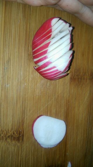 凉拌糖<a href=/shicai/diaoweipin/Cu/index.html target=_blank><u>醋</u></a>小<a href=/shicai/shucai/LuoBo/index.html target=_blank><u>萝卜</u></a>