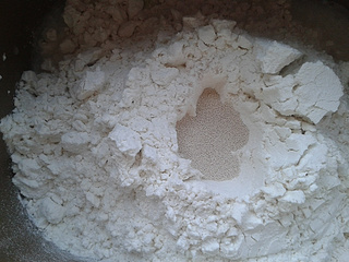 <a href=/shicai/shuichanpin/HaiTai/index.html target=_blank><u>海苔</u></a><a href=/shicai/rouqin/RouSong/index.html target=_blank><u>肉松</u></a>卷