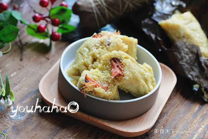 大<a href=/shicai/mimian/HuangMi/index.html target=_blank><u>黄米</u></a><a href=/shicai/rouqin/LaRou/index.html target=_blank><u>腊肉</u></a>粽子