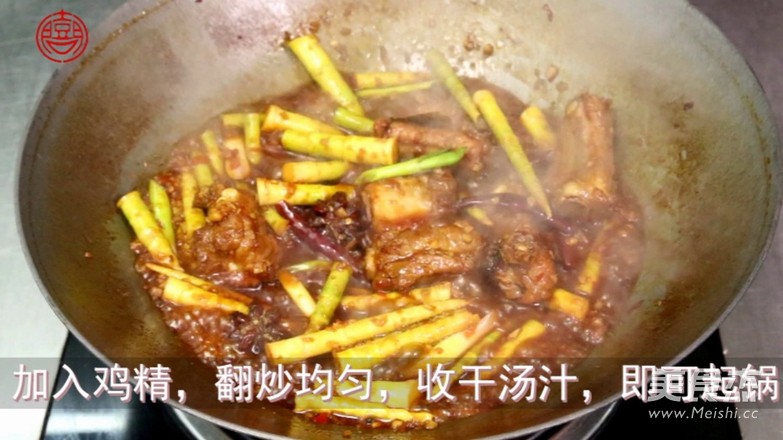 小笋烧<a href=/shicai/rouqin/PaiGu/index.html target=_blank><u>排骨</u></a>的做法