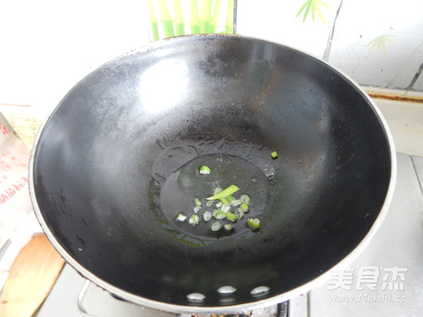 上汤<a href=/shicai/shucai/XiLanHua/index.html target=_blank><u>西兰花</u></a>的做法