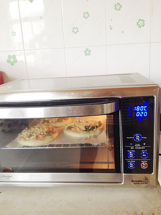 <a href=/shicai/mimian/YuMi/index.html target=_blank><u>玉米</u></a><a href=/shicai/rouqin/HuoTui/index.html target=_blank><u>火腿</u></a>小批萨