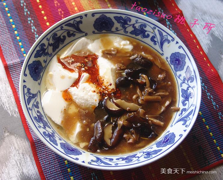 老北京<a href=/shicai/mimian/DouFuNao/index.html target=_blank><u><a href=/shicai/mimian/DouFu/index.html target=_blank><u>豆腐</u></a>脑</u></a>