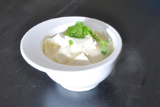 <a href=/shicai/shucai/BaiCai/index.html target=_blank><u>白菜</u></a>炖<a href=/shicai/mimian/DouFu/index.html target=_blank><u>豆腐</u></a>的做法