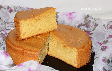 红糖<a href=zt/qifengdg target=_blank><u>戚风蛋糕</u></a>的做法