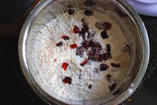 <a href=/shicai/shucai/NanGua/index.html target=_blank><u>南瓜</u></a><a href=/shicai/guopin/ManYueMei/index.html target=_blank><u>蔓越莓</u></a>发糕