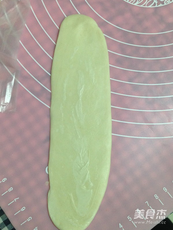 自制<a href=/shicai/mimian/LvDou/index.html target=_blank><u>绿豆</u></a>饼的做法