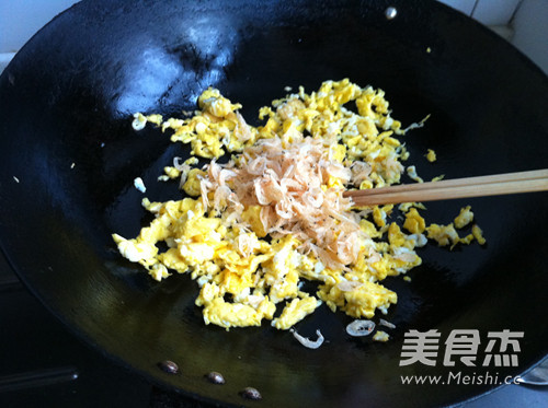 #一人食#<a href=/shicai/shucai/JiuCai/index.html target=_blank><u>韭菜</u></a>虾皮煎饼的做法