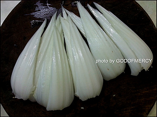 舌尖上的高考:舒缓压力<a href=/shicai/shucai/BaiCai/index.html target=_blank><u>白菜</u></a>炒肉片