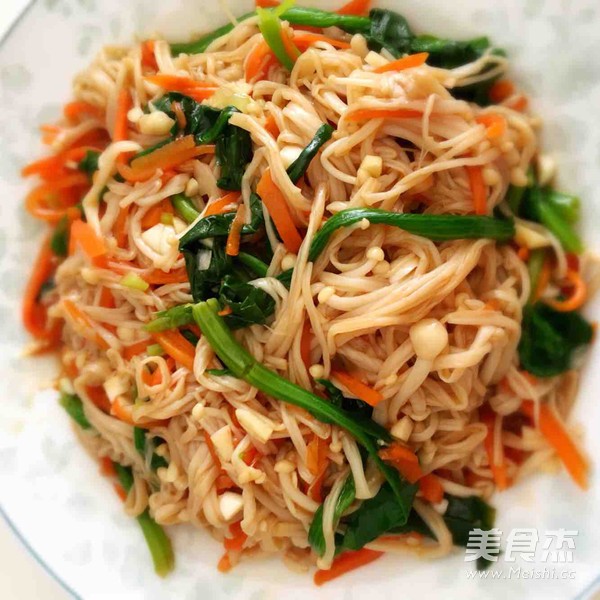 <a href=zt/lbjzg target=_blank><u>凉拌金针菇</u></a>的做法