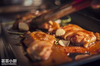 <a href=/shicai/diaoweipin/FengMi/index.html target=_blank><u>蜂蜜</u></a>烤鸡