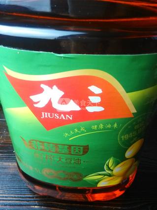 什锦<a href=/shicai/rouqin/NiuRou/index.html target=_blank><u>牛肉</u></a>丁